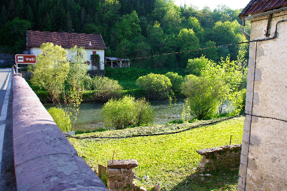 Le Rio Irati au pont d'Aribe